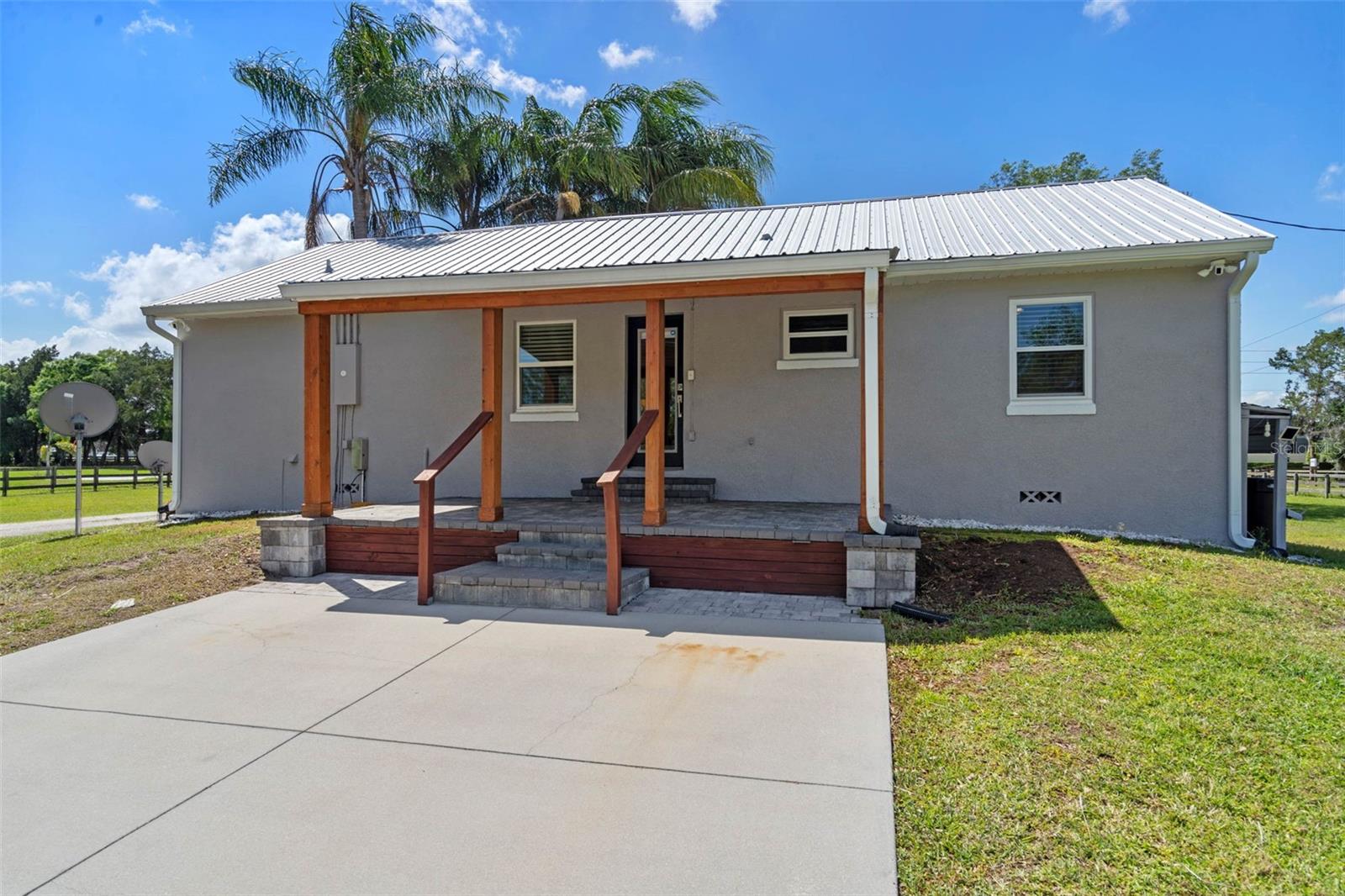 18618 LAKE PICKETT RD, ORLANDO, FL, 32820