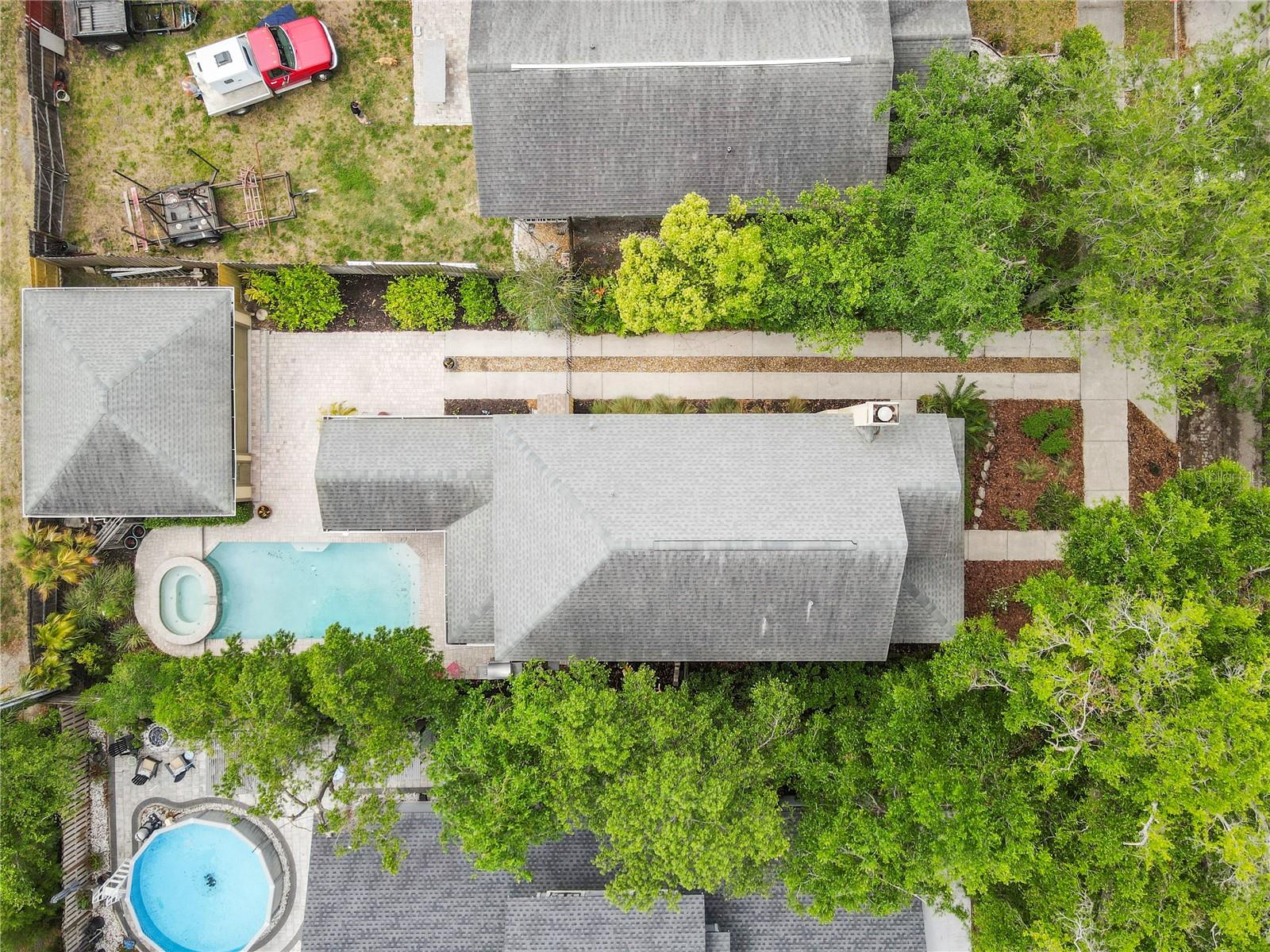 6007 N SUWANEE AVE, TAMPA, FL, 33604