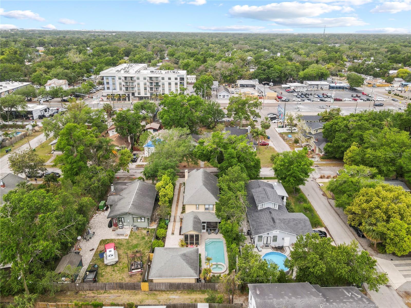 6007 N SUWANEE AVE, TAMPA, FL, 33604