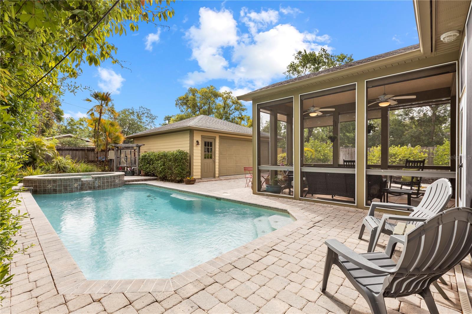 6007 N SUWANEE AVE, TAMPA, FL, 33604
