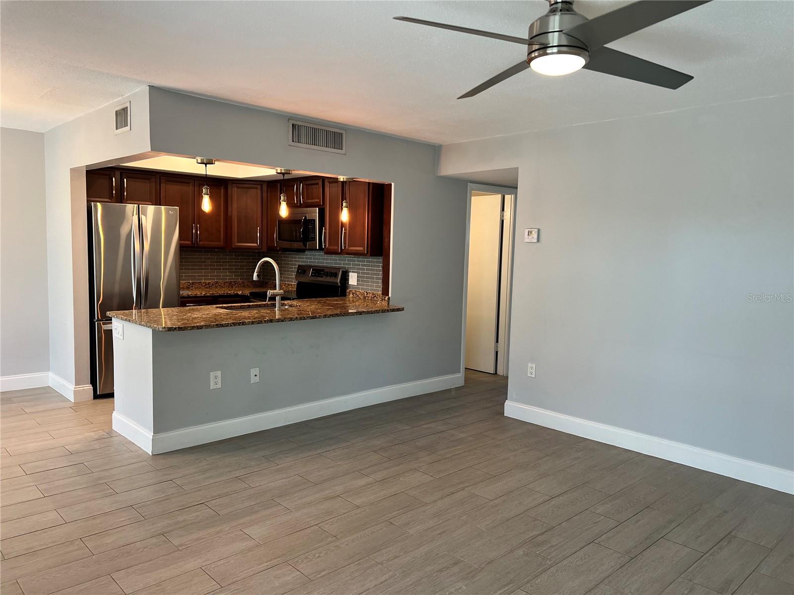 4035 S SCHOOL AVE #D9, SARASOTA, FL, 34231