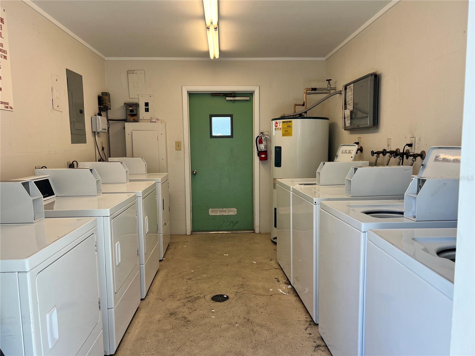 4035 S SCHOOL AVE #D9, SARASOTA, FL, 34231