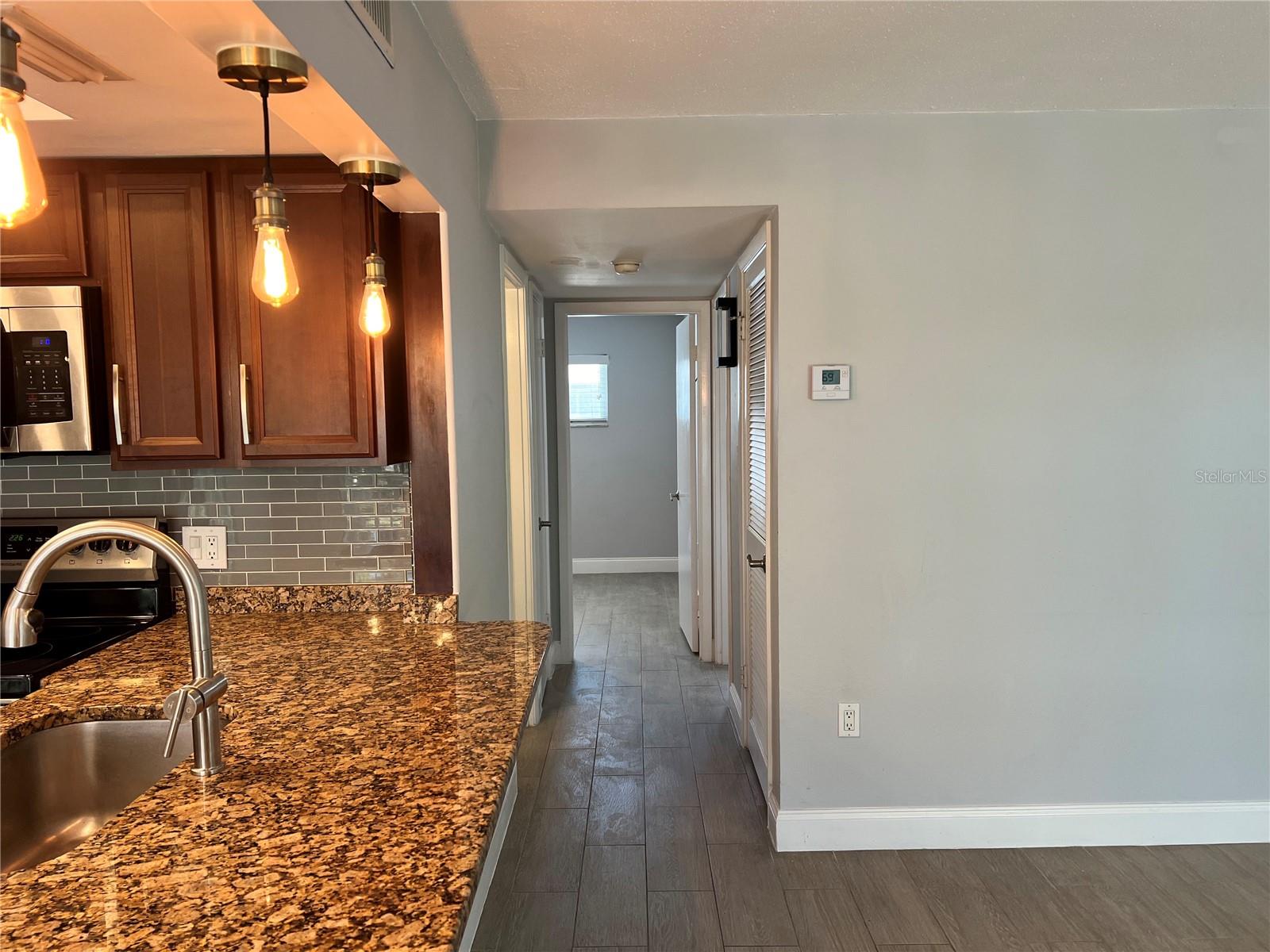 4035 S SCHOOL AVE #D9, SARASOTA, FL, 34231