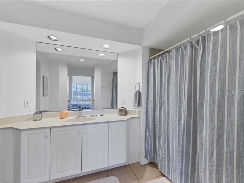 3706 54TH DR W #103, BRADENTON, FL, 34210