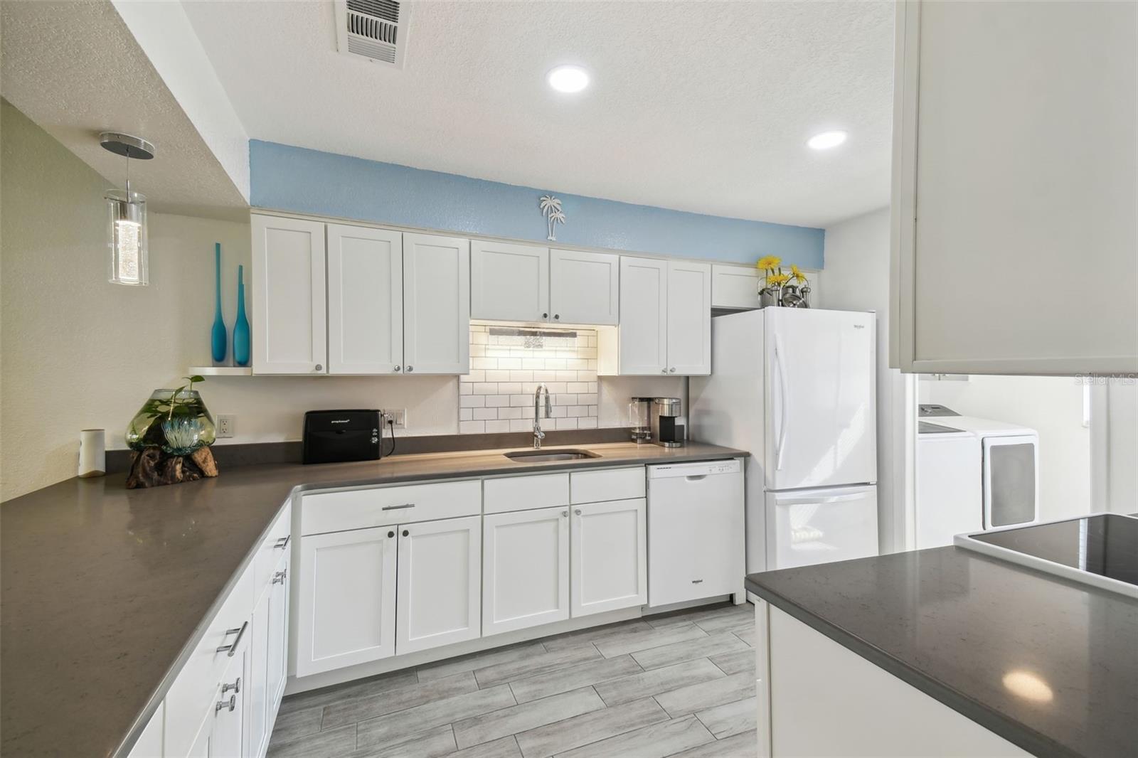 7822 RADCLIFFE CIR, PORT RICHEY, FL, 34668