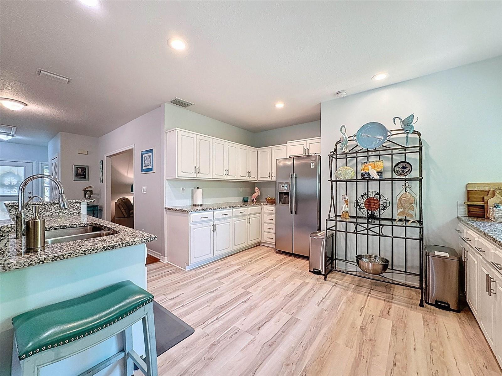 631 BAYNARD DR, TARPON SPRINGS, FL, 34689