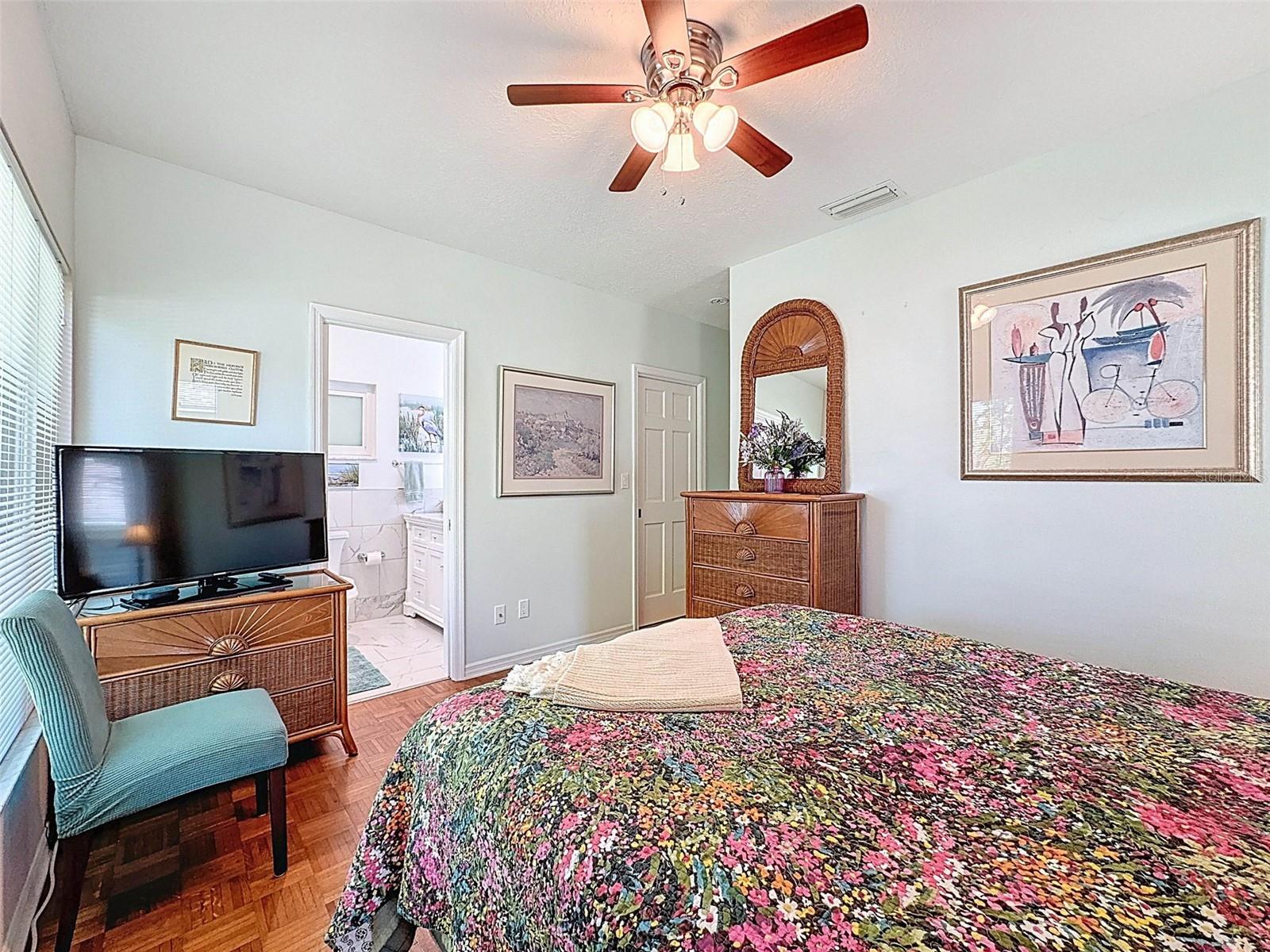 631 BAYNARD DR, TARPON SPRINGS, FL, 34689