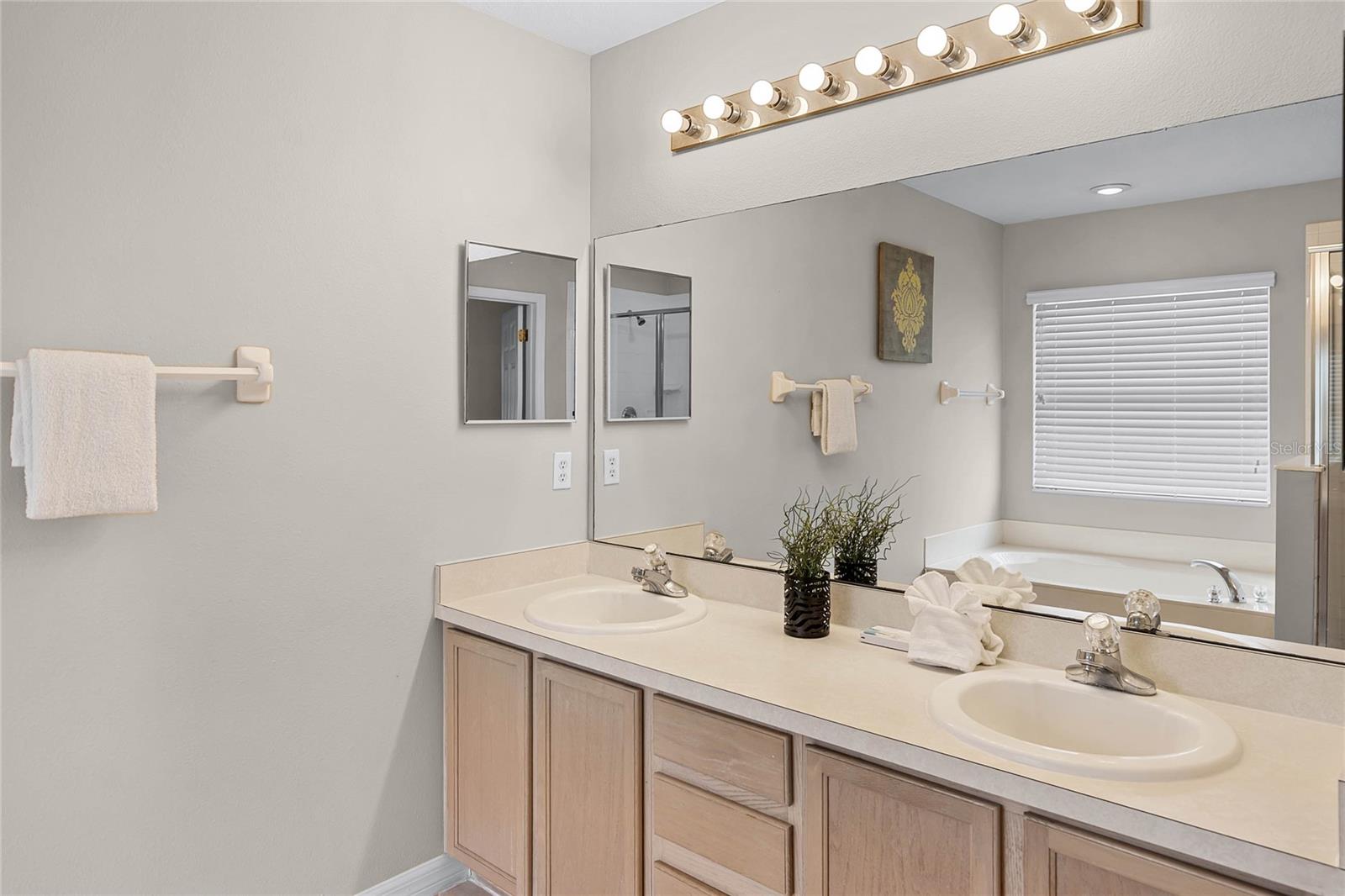 326 MCFEE DR, DAVENPORT, FL, 33897