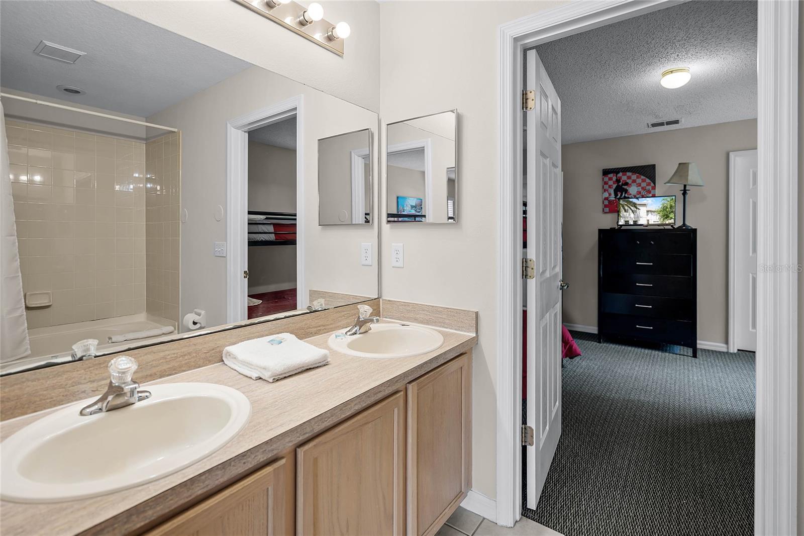 326 MCFEE DR, DAVENPORT, FL, 33897