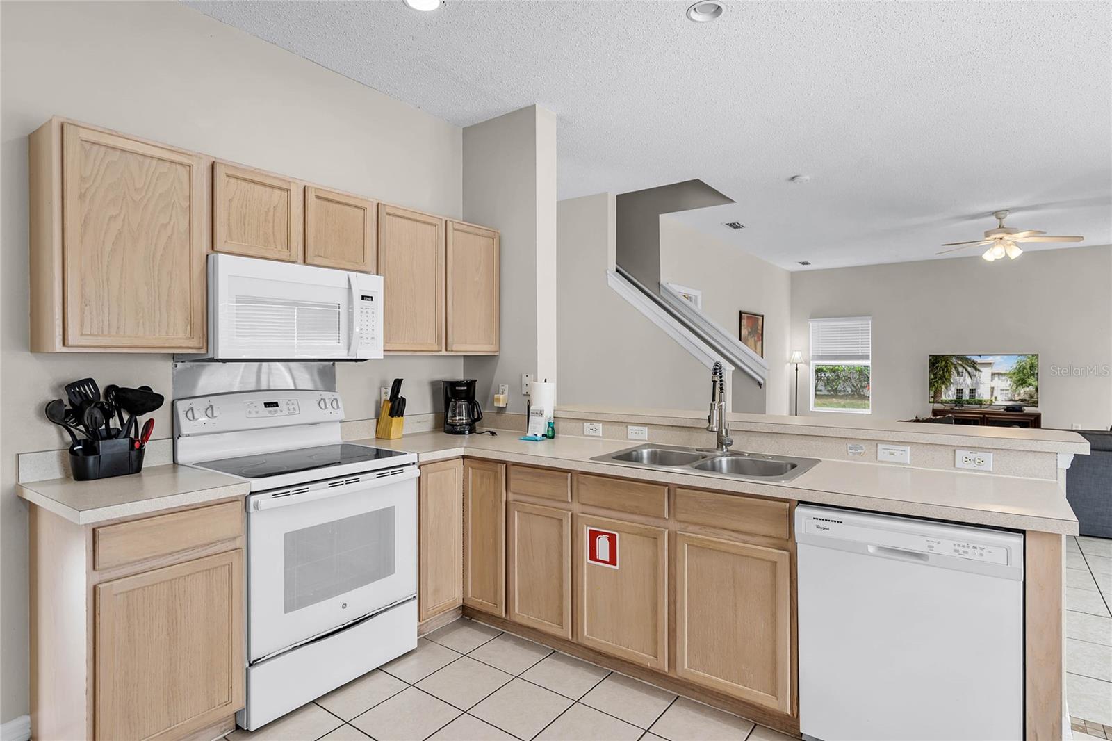 326 MCFEE DR, DAVENPORT, FL, 33897