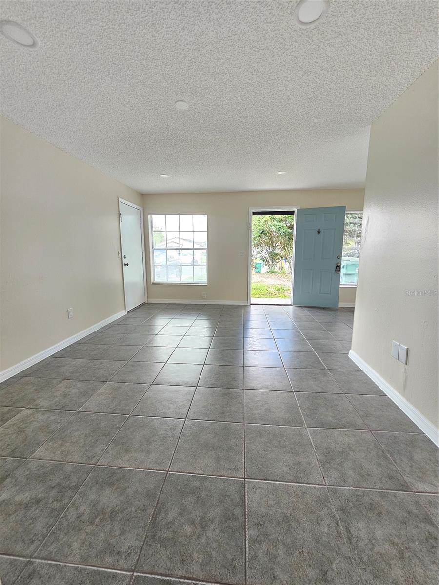 632 E BAY CV, WINTER GARDEN, FL, 34787