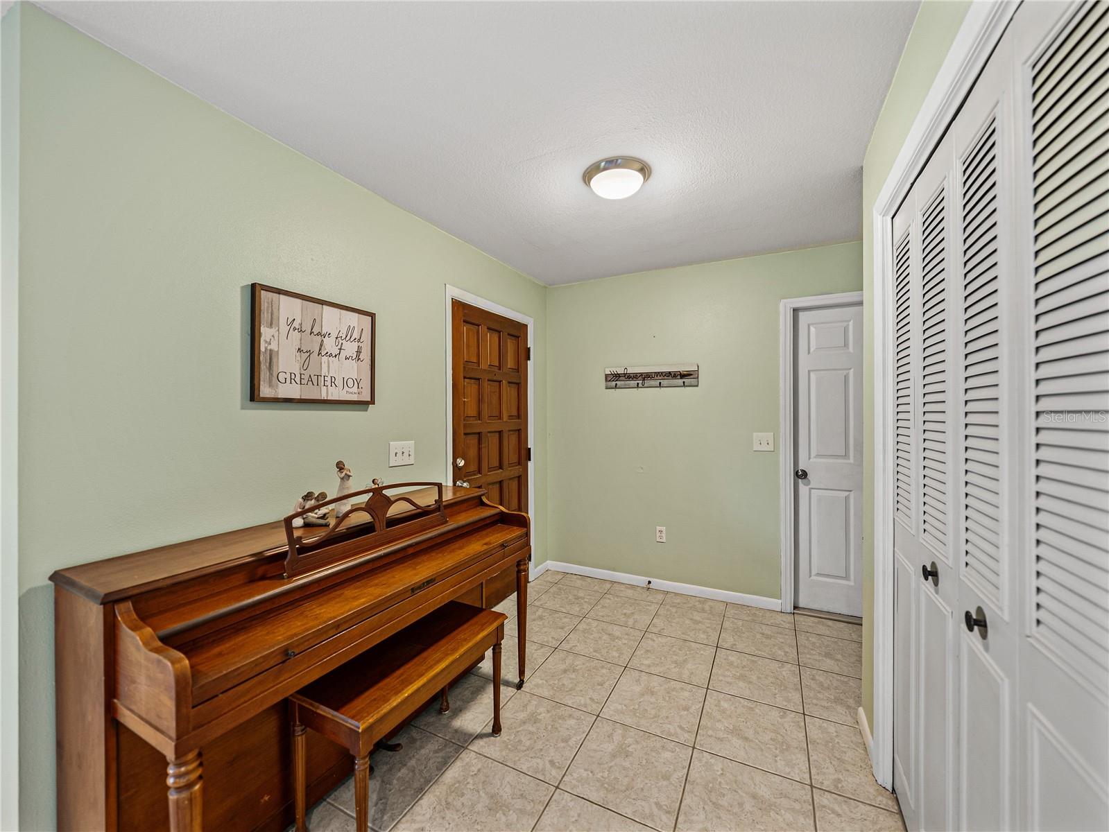 527 POPPELL DR, LAKELAND, FL, 33813