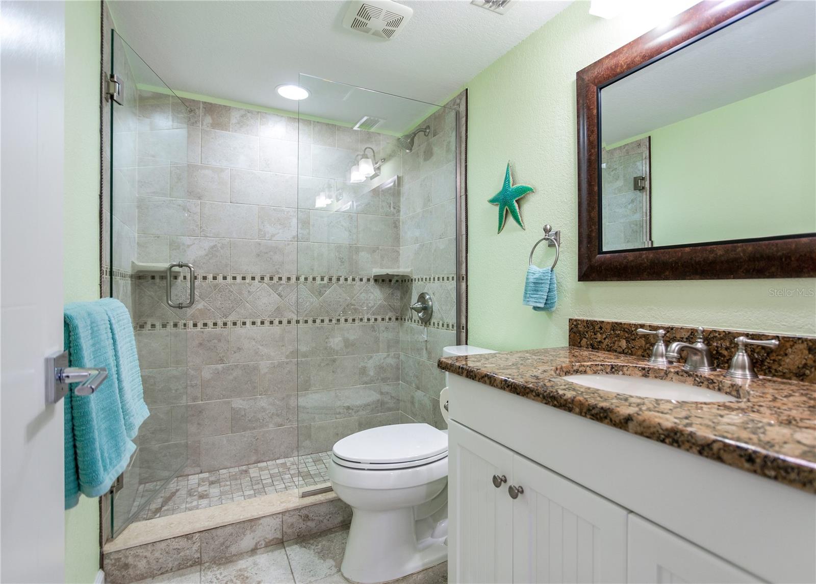 18400 GULF BLVD #1211, INDIAN SHORES, FL, 33785