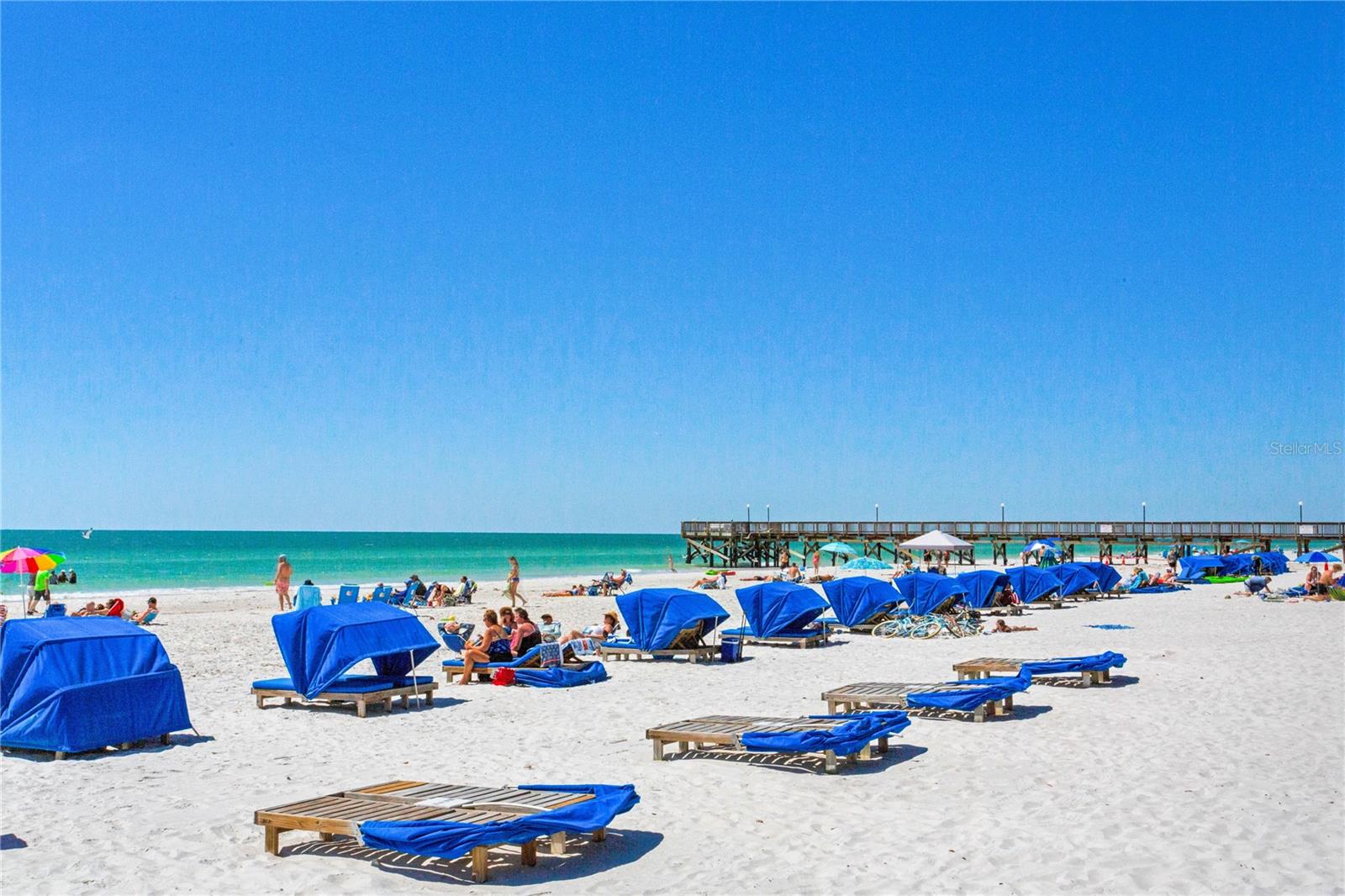 18400 GULF BLVD #1211, INDIAN SHORES, FL, 33785