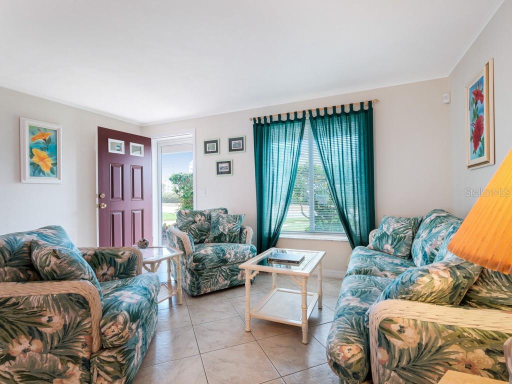 3704 SCHOOLWAY AVE, NEW SMYRNA BEACH, FL, 32169