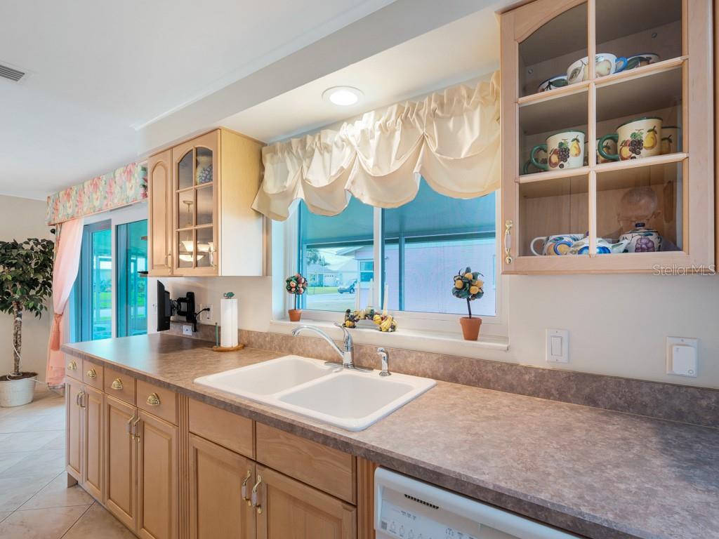 3704 SCHOOLWAY AVE, NEW SMYRNA BEACH, FL, 32169