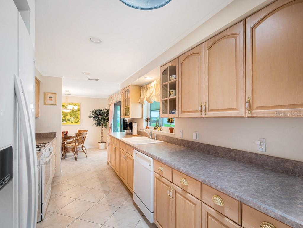 3704 SCHOOLWAY AVE, NEW SMYRNA BEACH, FL, 32169