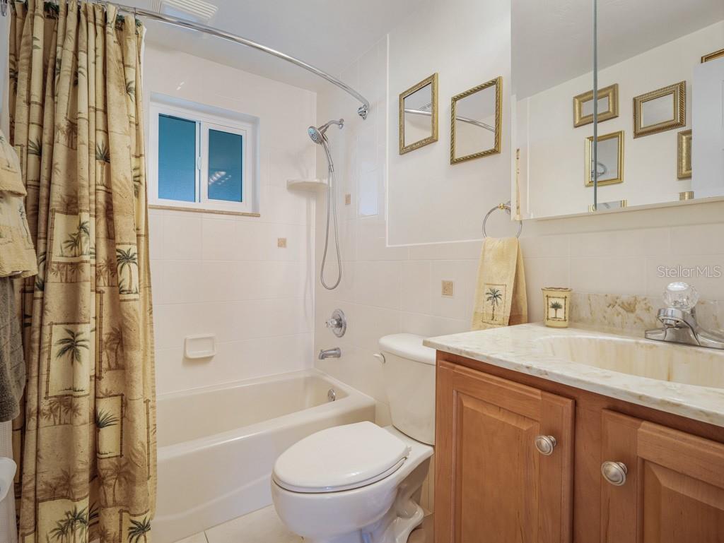 3704 SCHOOLWAY AVE, NEW SMYRNA BEACH, FL, 32169