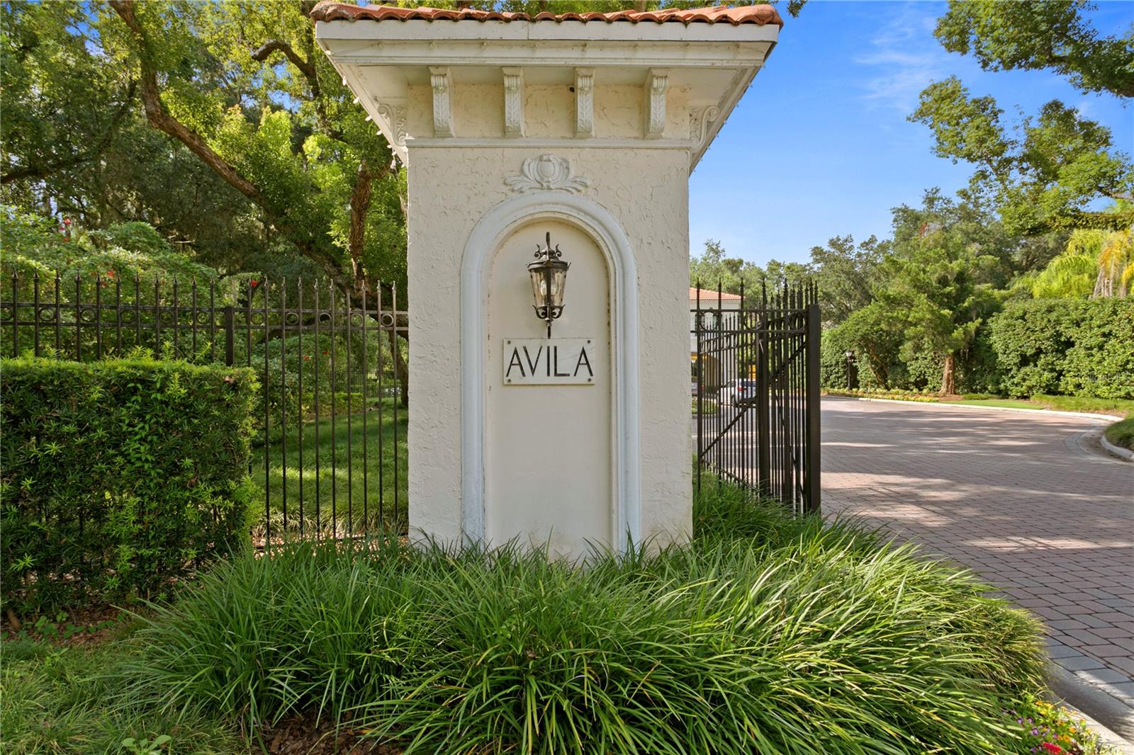 1203 PARRILLA DE AVILA, TAMPA, FL, 33613