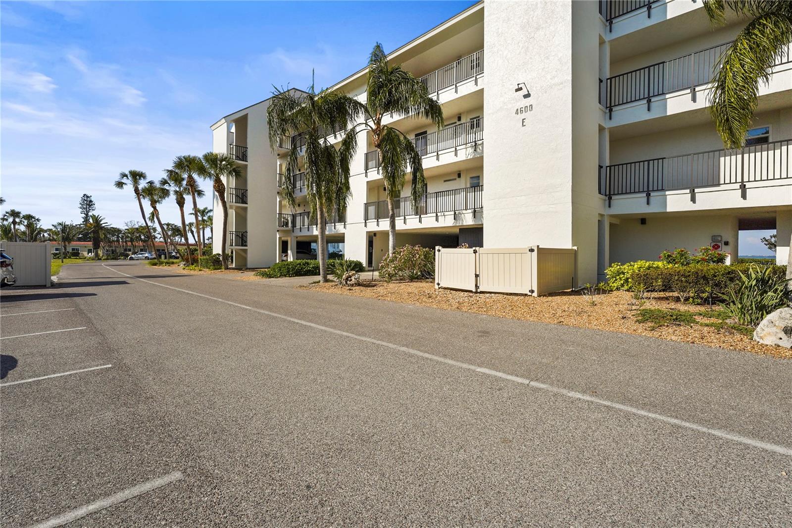 4600 GULF OF MEXICO DR #201, LONGBOAT KEY, FL, 34228