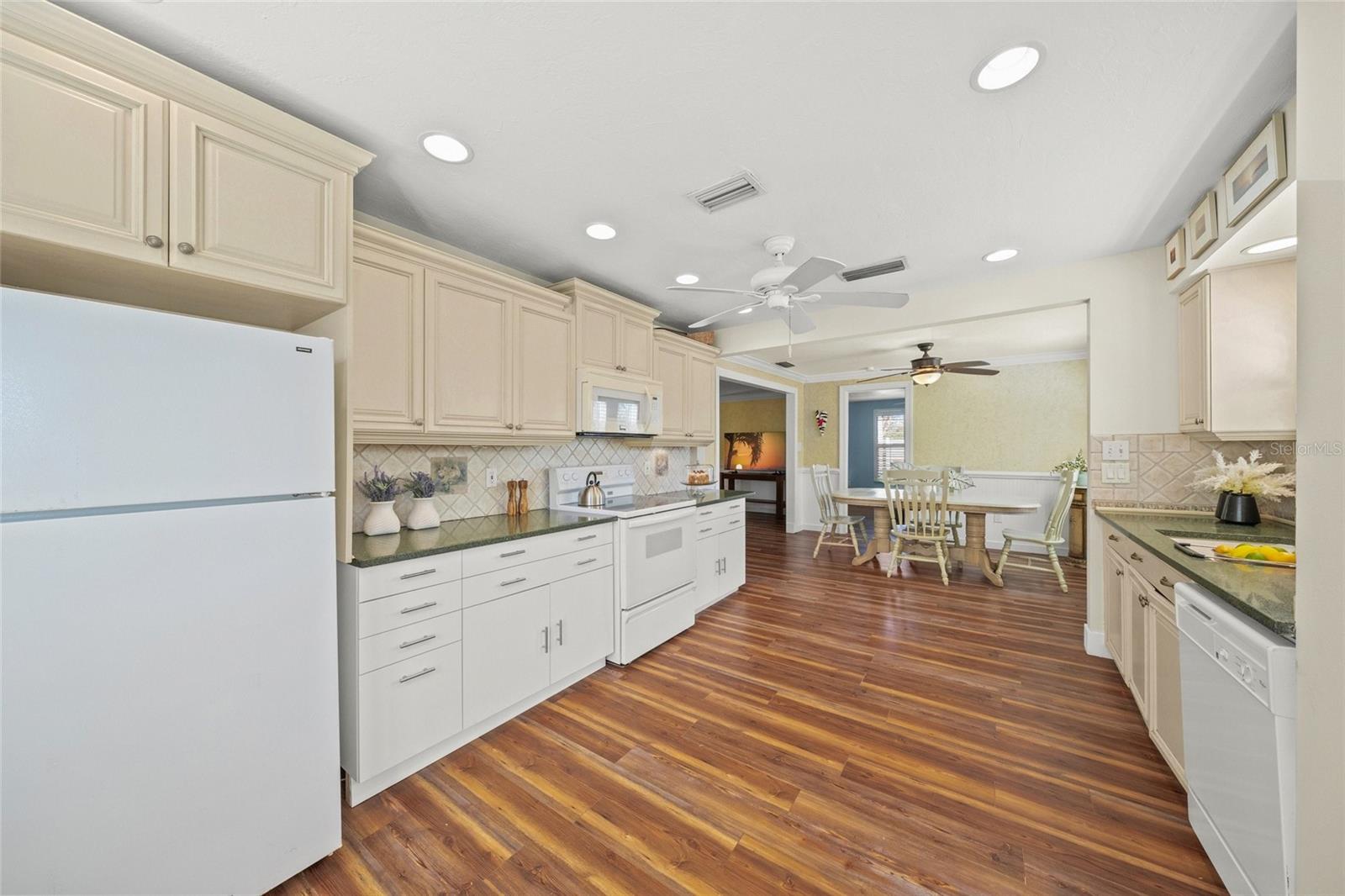 107 NIPPINO TRL W, NOKOMIS, FL, 34275