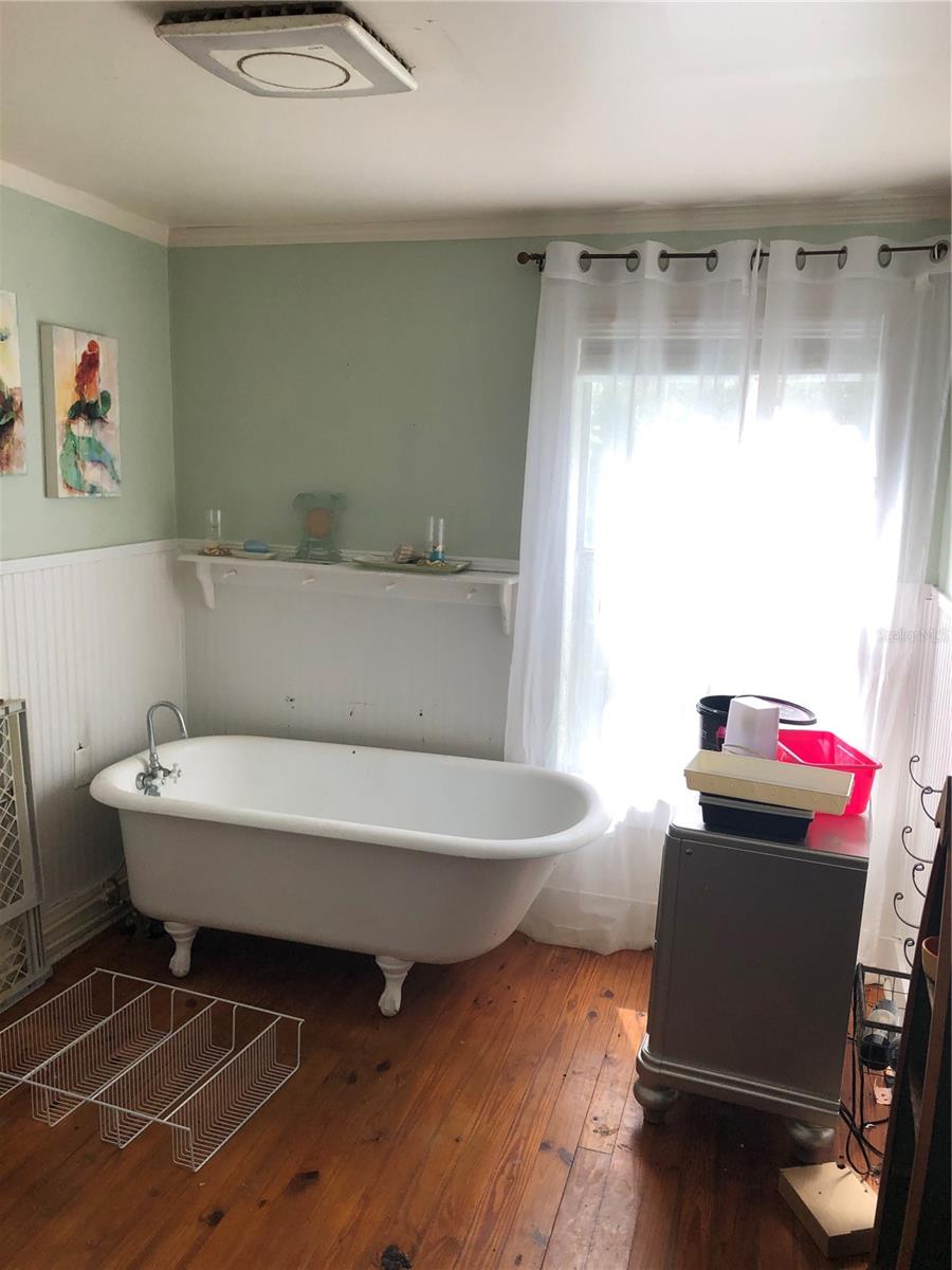 444 N LEMON AVE, BROOKSVILLE, FL, 34601