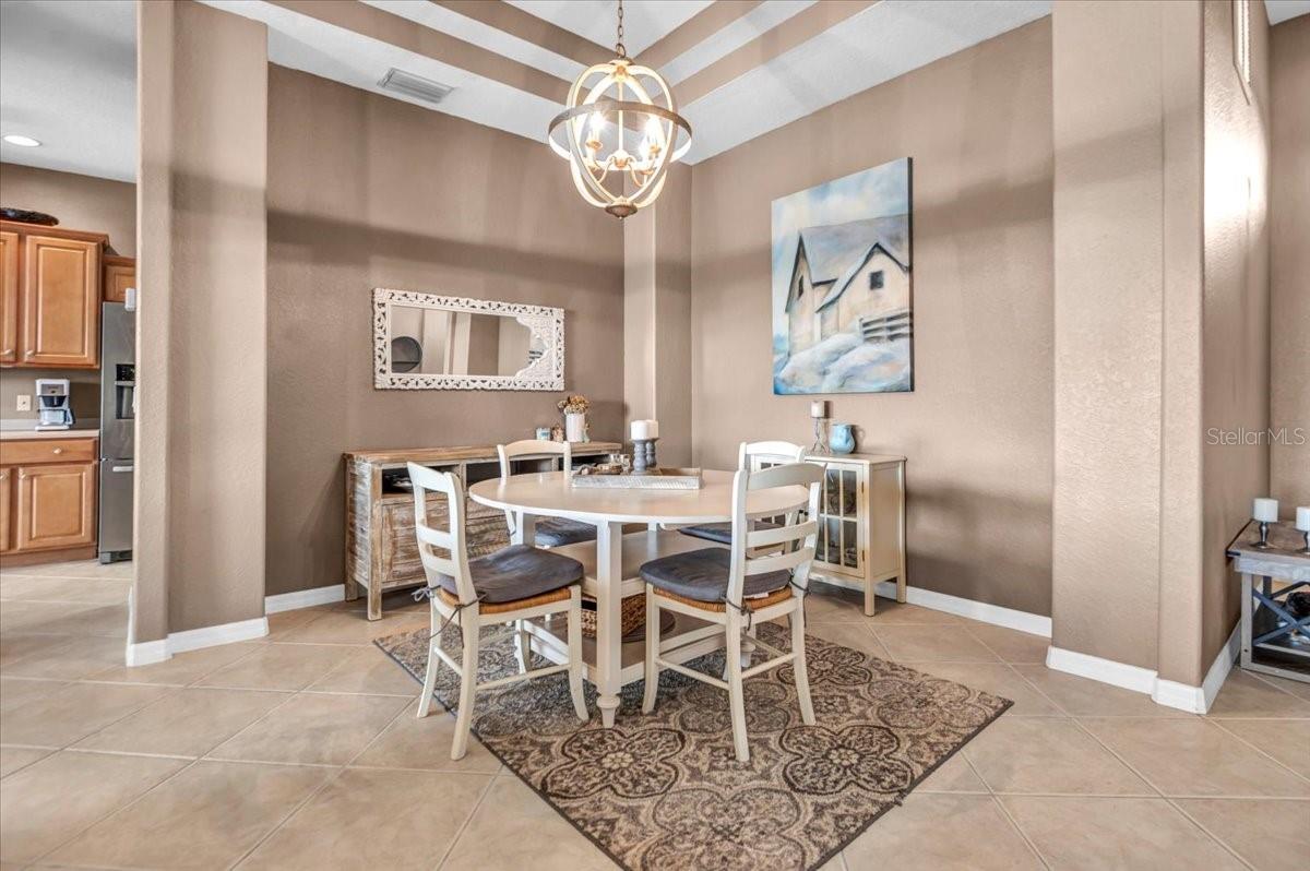 2212 WEAVER BIRD LN, VENICE, FL, 34292