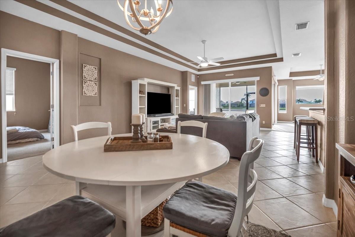 2212 WEAVER BIRD LN, VENICE, FL, 34292