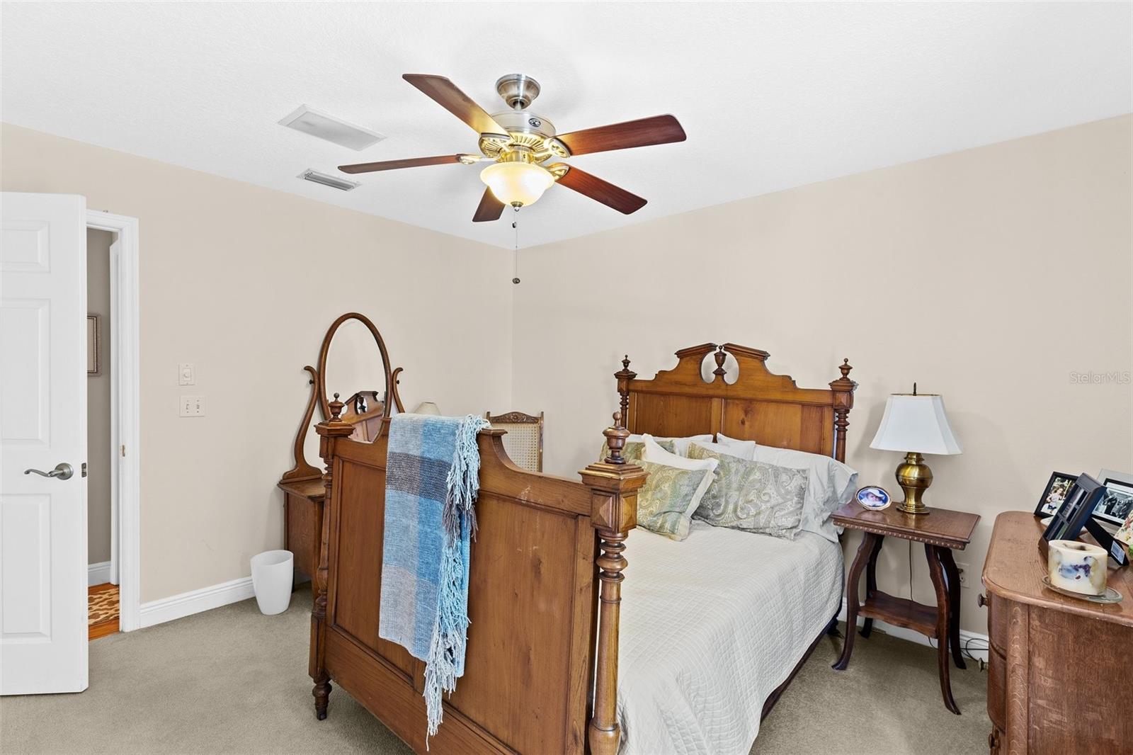 5401 S RUSSELL ST, TAMPA, FL, 33611