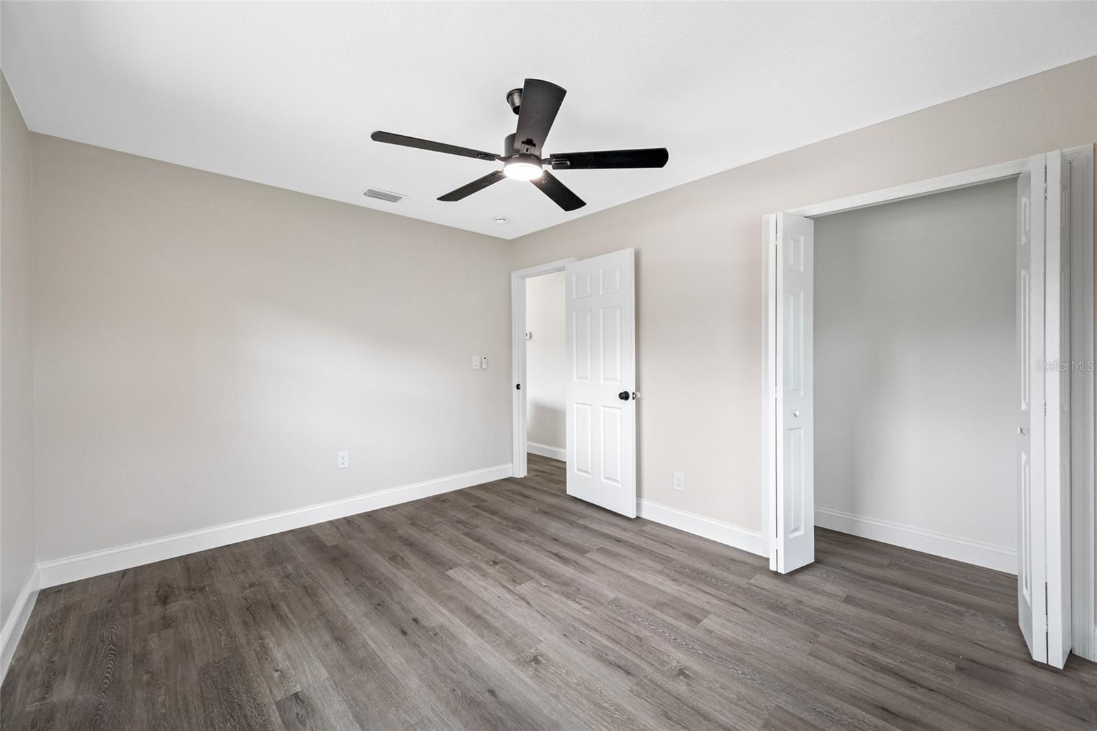 8409 LANTANA DR, SEMINOLE, FL, 33777