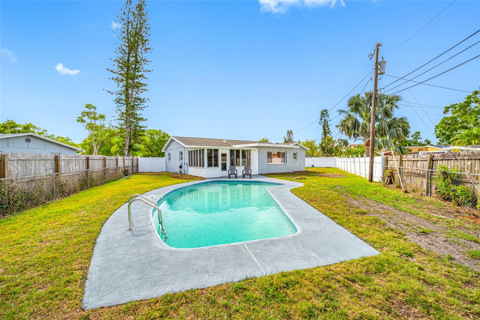 8409 LANTANA DR, SEMINOLE, FL, 33777