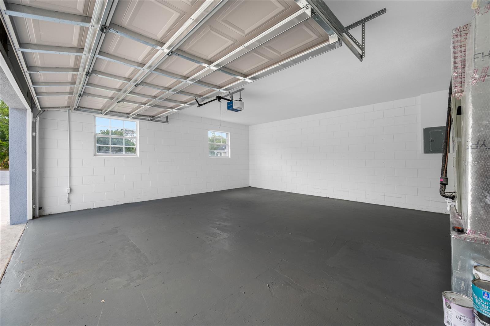 8409 LANTANA DR, SEMINOLE, FL, 33777