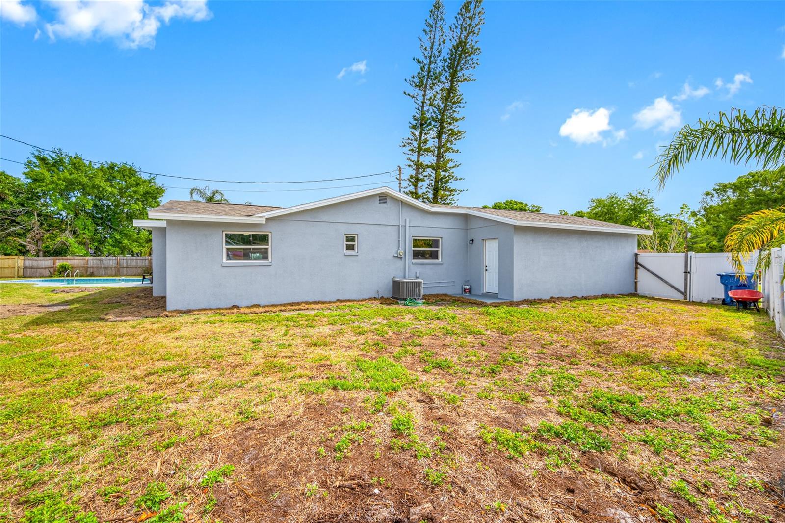 8409 LANTANA DR, SEMINOLE, FL, 33777