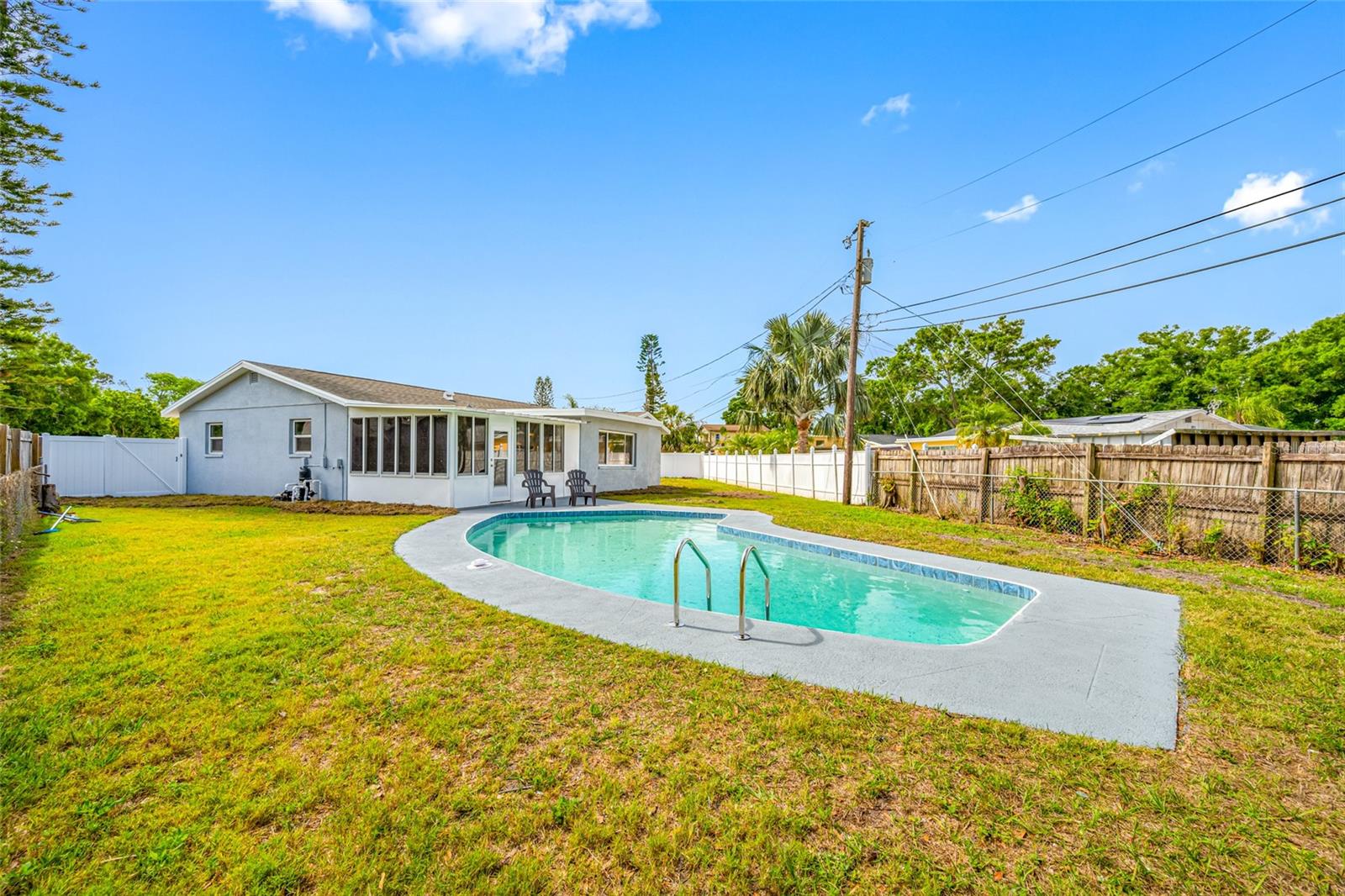 8409 LANTANA DR, SEMINOLE, FL, 33777