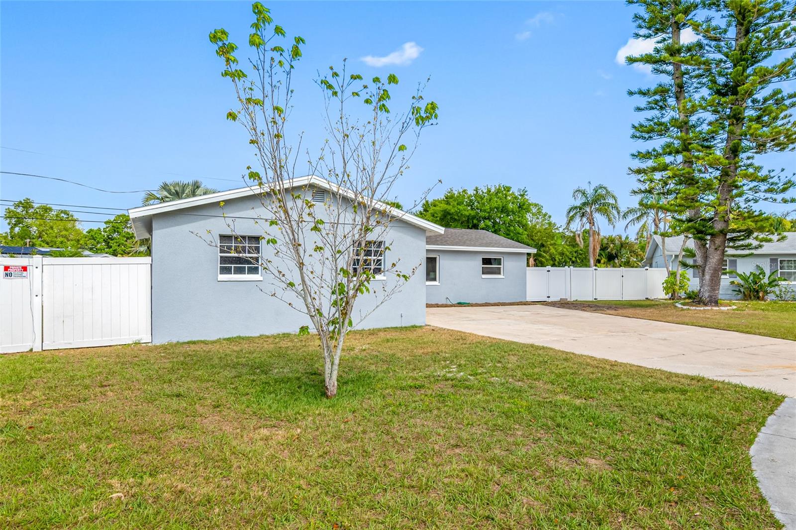 8409 LANTANA DR, SEMINOLE, FL, 33777