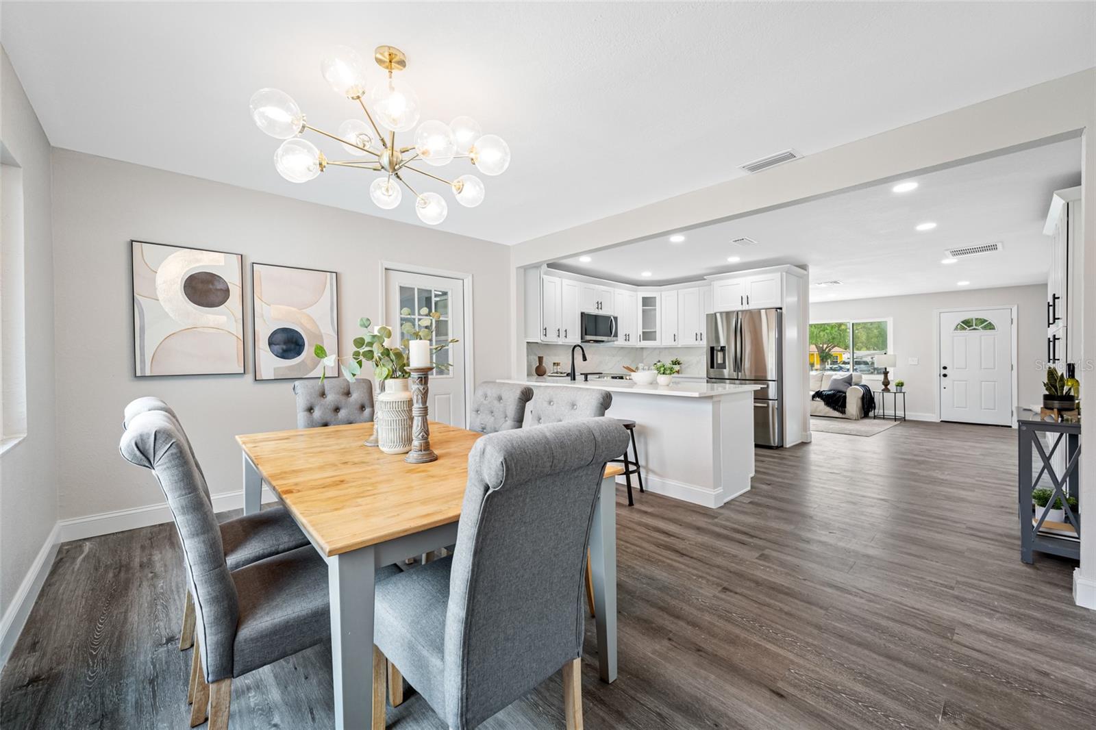 8409 LANTANA DR, SEMINOLE, FL, 33777