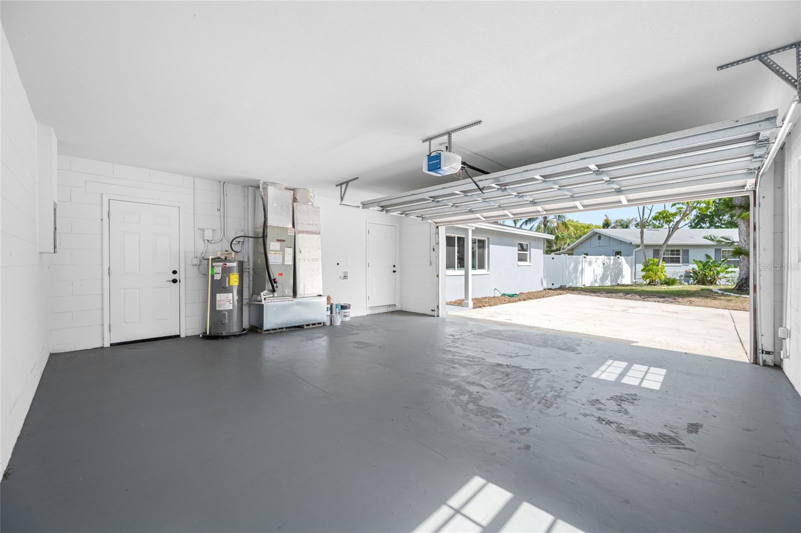 8409 LANTANA DR, SEMINOLE, FL, 33777