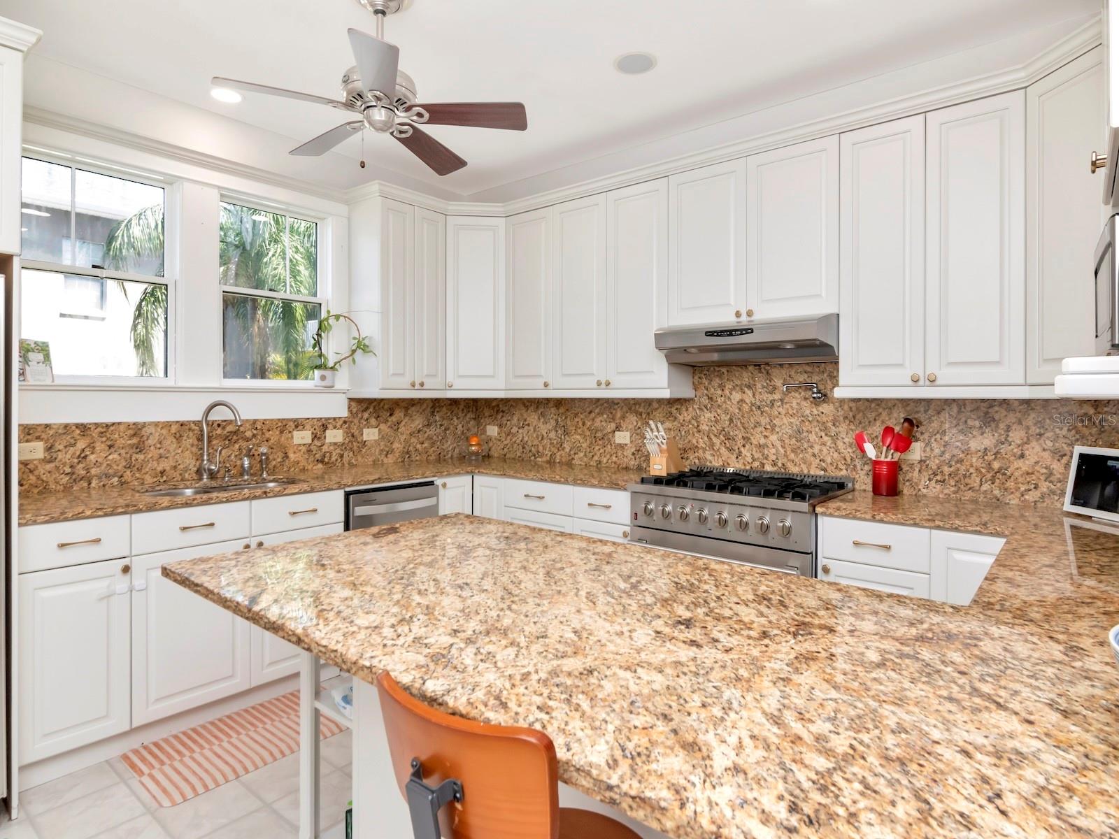 2903 W ESTRELLA ST, TAMPA, FL, 33629