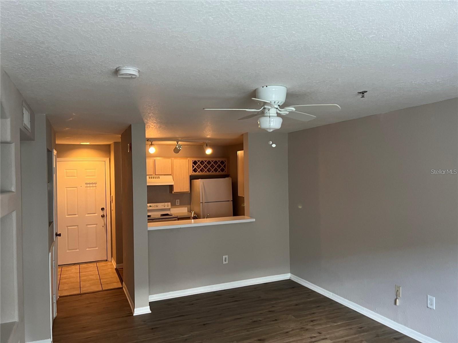 8517 SEA HARBOUR LN #207, TEMPLE TERRACE, FL, 33637