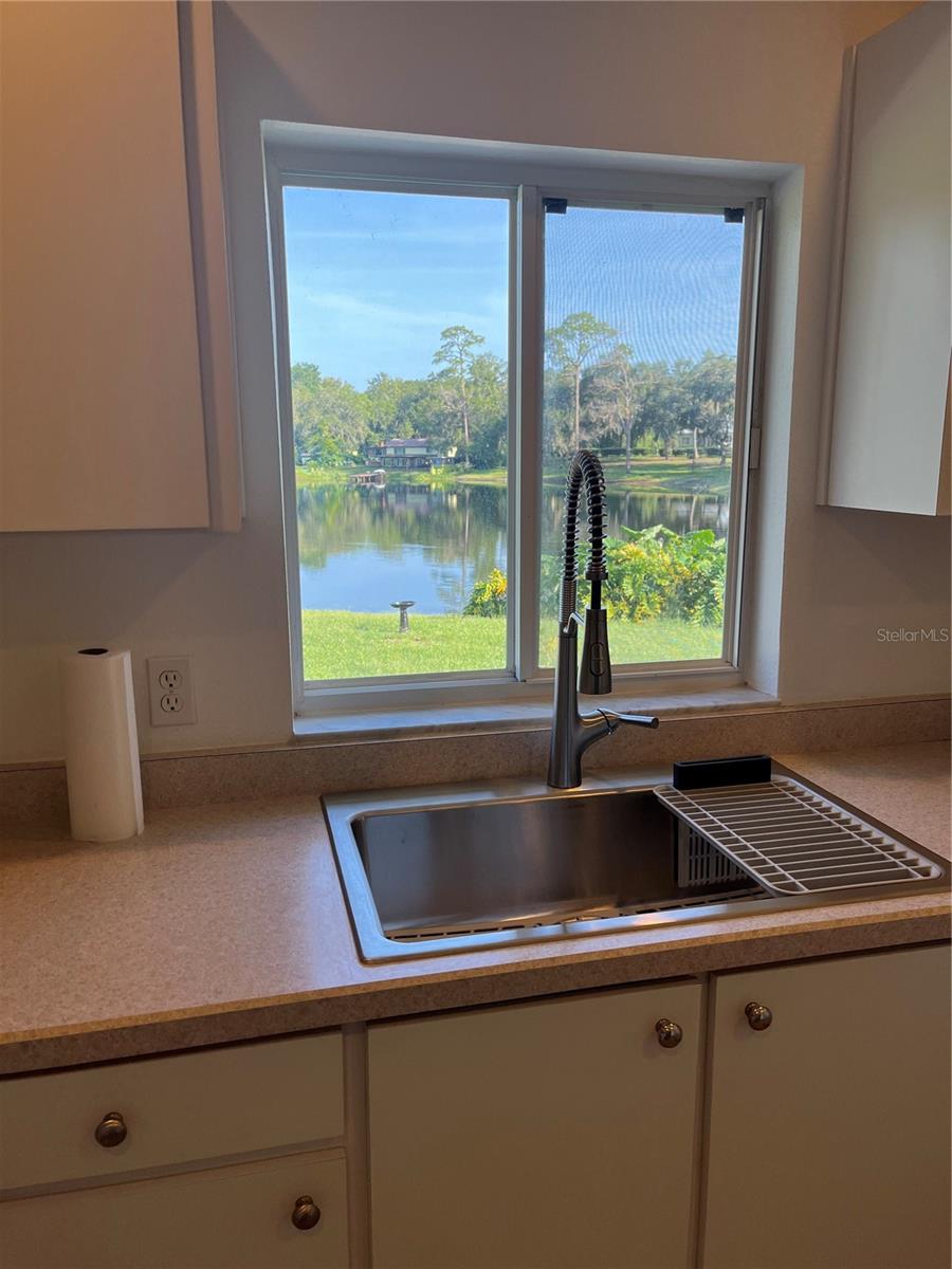 2452 LAKE RUBY RD, DELAND, FL, 32724