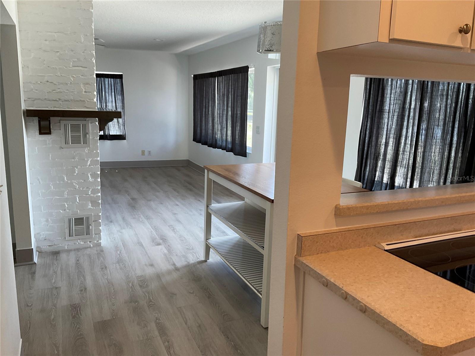 2452 LAKE RUBY RD, DELAND, FL, 32724