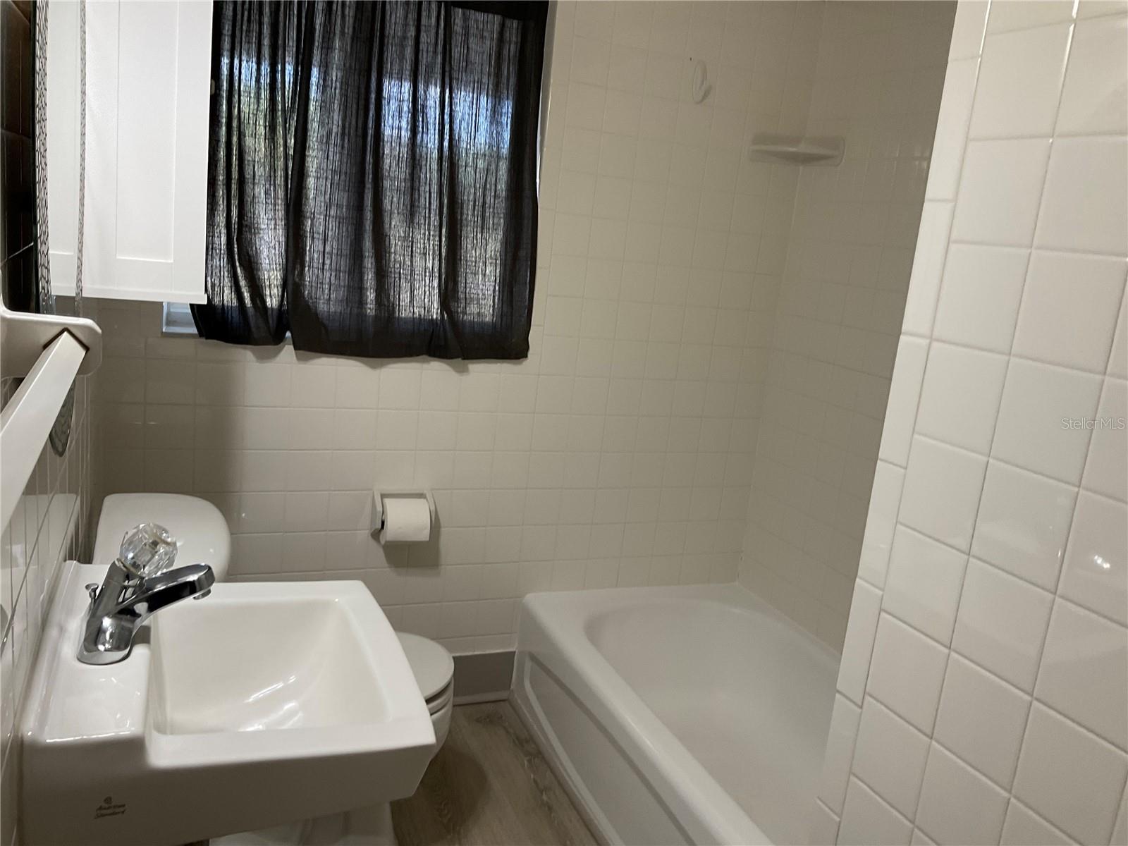 2452 LAKE RUBY RD, DELAND, FL, 32724