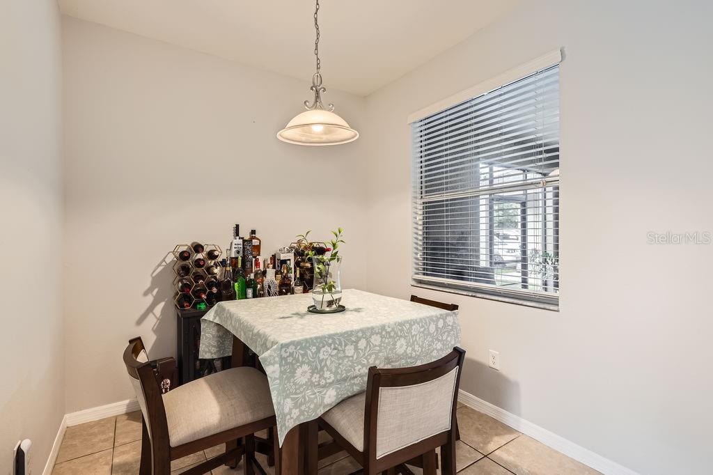 15707 SIGNATURE DR., WINTER GARDEN, FL, 34787