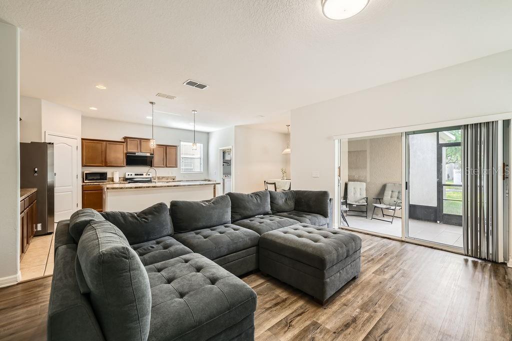 15707 SIGNATURE DR., WINTER GARDEN, FL, 34787