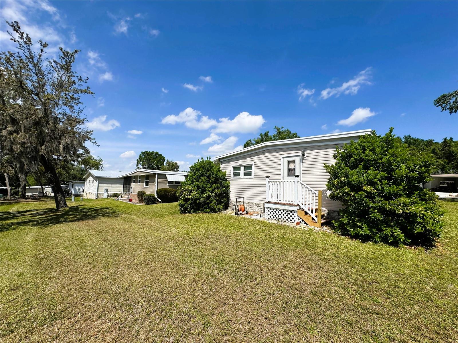 139 ROYAL PALM DR, LEESBURG, FL, 34748