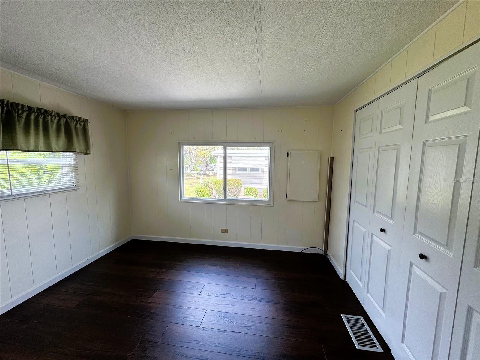 139 ROYAL PALM DR, LEESBURG, FL, 34748