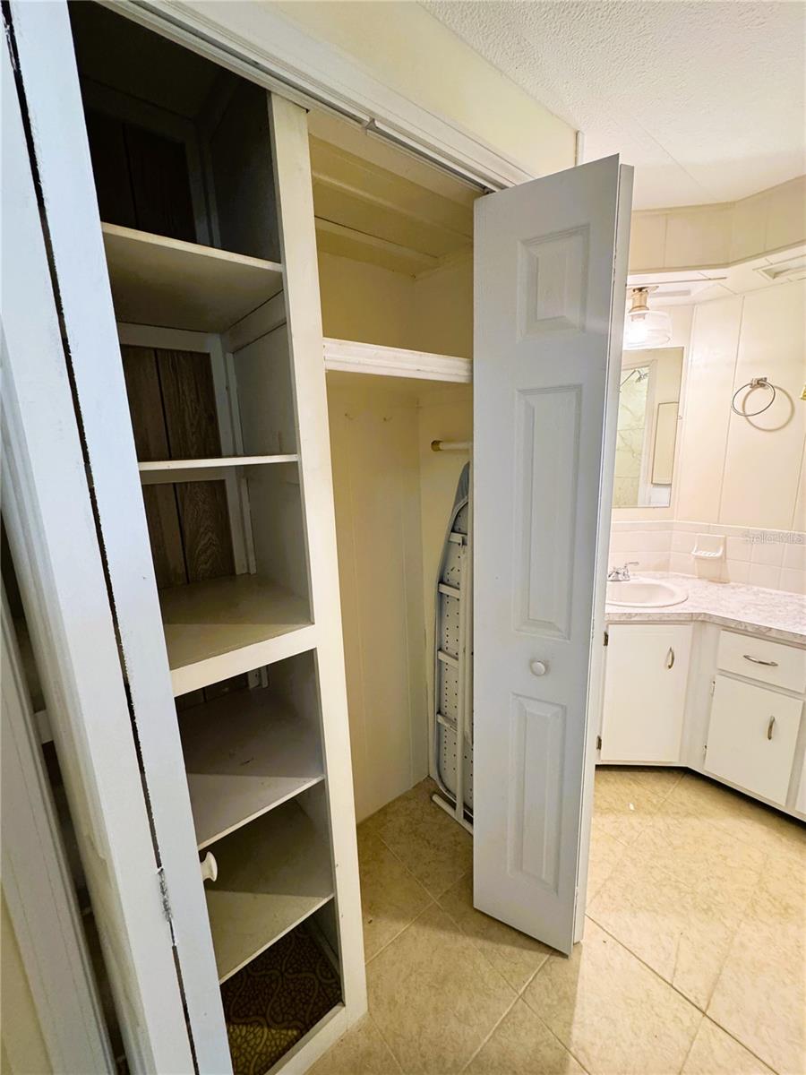 139 ROYAL PALM DR, LEESBURG, FL, 34748