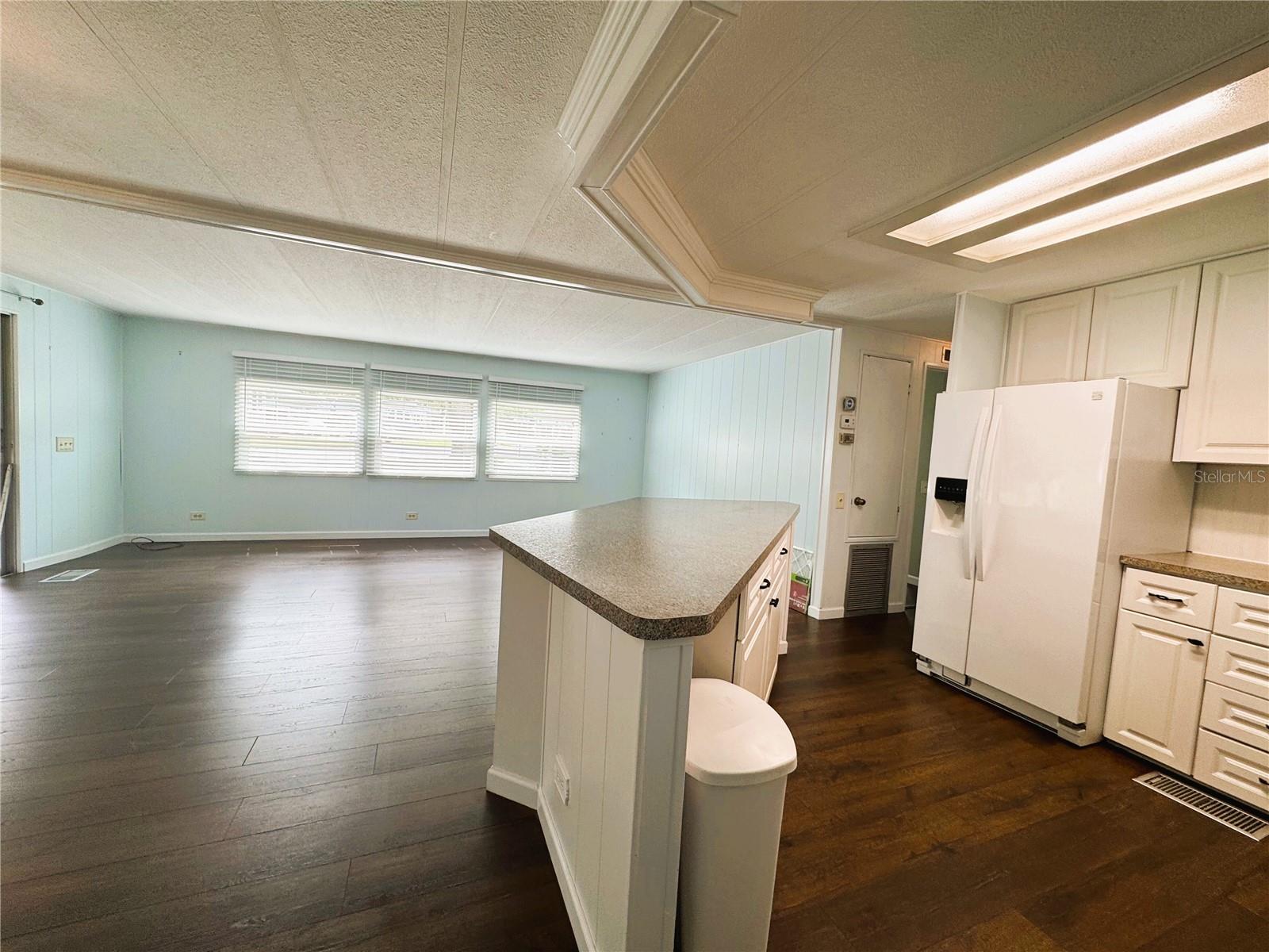 139 ROYAL PALM DR, LEESBURG, FL, 34748