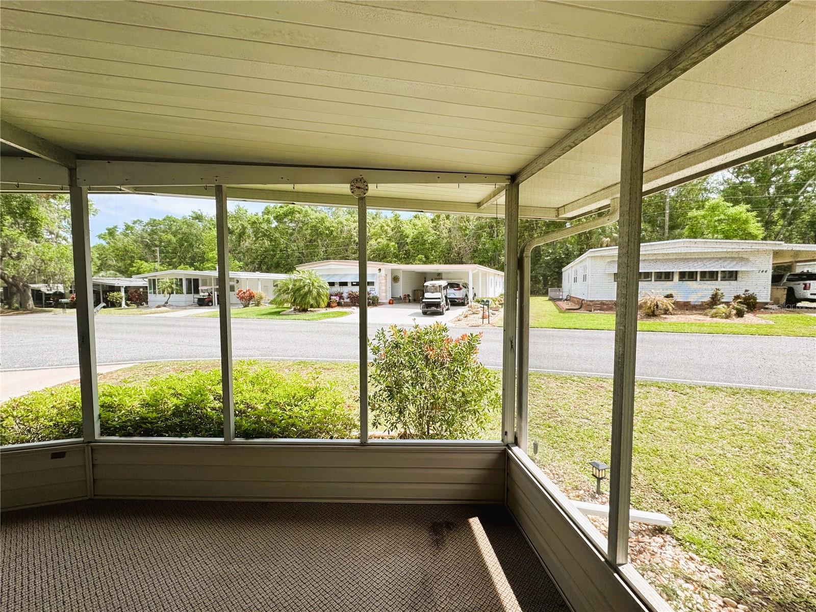 139 ROYAL PALM DR, LEESBURG, FL, 34748