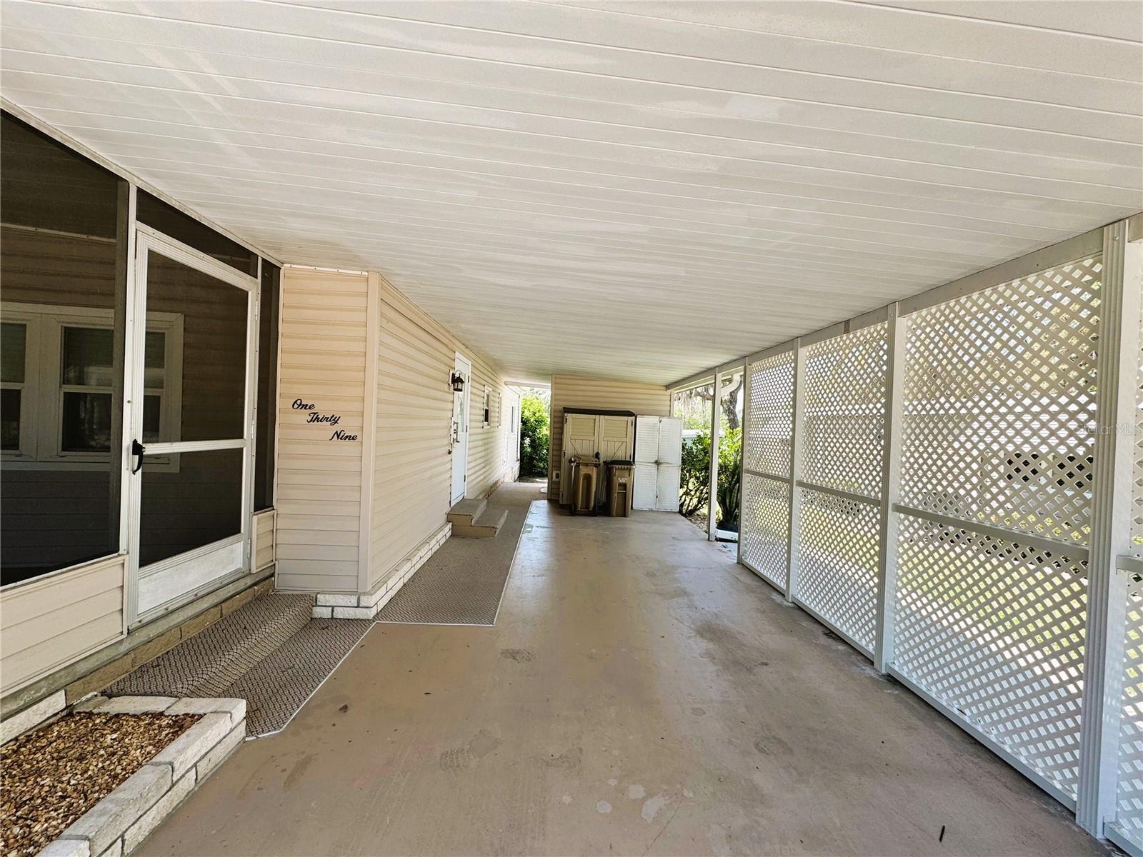 139 ROYAL PALM DR, LEESBURG, FL, 34748